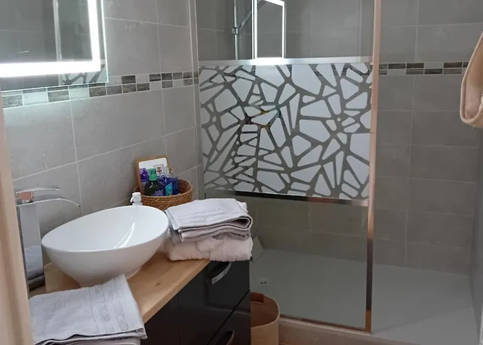 Aux Portes Des Alpes Mancelles *